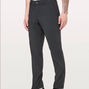 Lululemon pants 32 x 34 like new condition